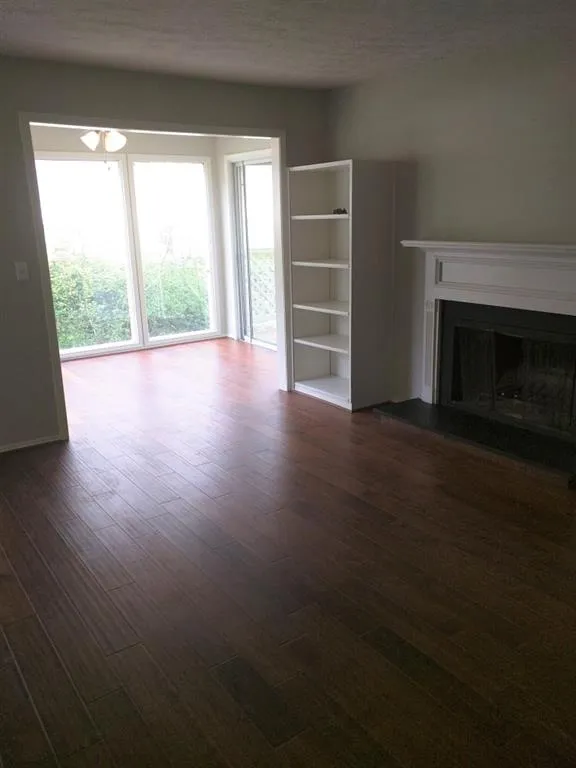1410 Vicksburg Place, Sandy Springs, Georgia 30350, 2 Bedrooms Bedrooms, ,2 BathroomsBathrooms,Residential,Sold,1410 Vicksburg Place,5825548