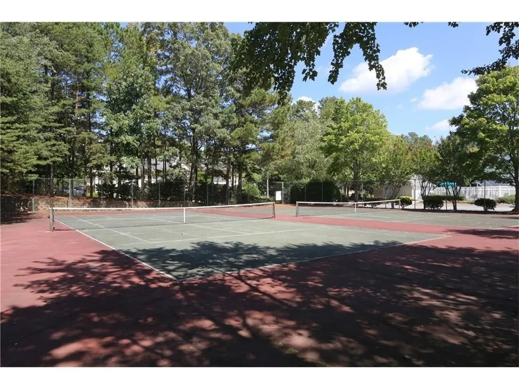 1410 Vicksburg Place, Sandy Springs, Georgia 30350, 2 Bedrooms Bedrooms, ,2 BathroomsBathrooms,Residential,Sold,1410 Vicksburg Place,5825548