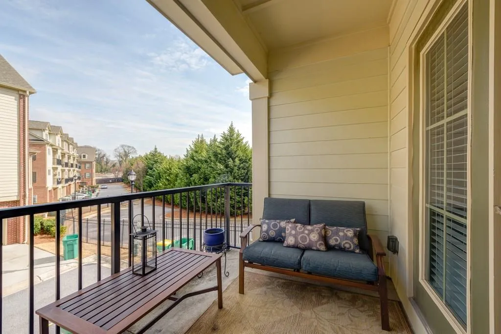 6406 Paulson Place Ne, Sandy Springs, Georgia 30328, 2 Bedrooms Bedrooms, ,2 BathroomsBathrooms,Residential,Sold,6406 Paulson Place Ne,5962177