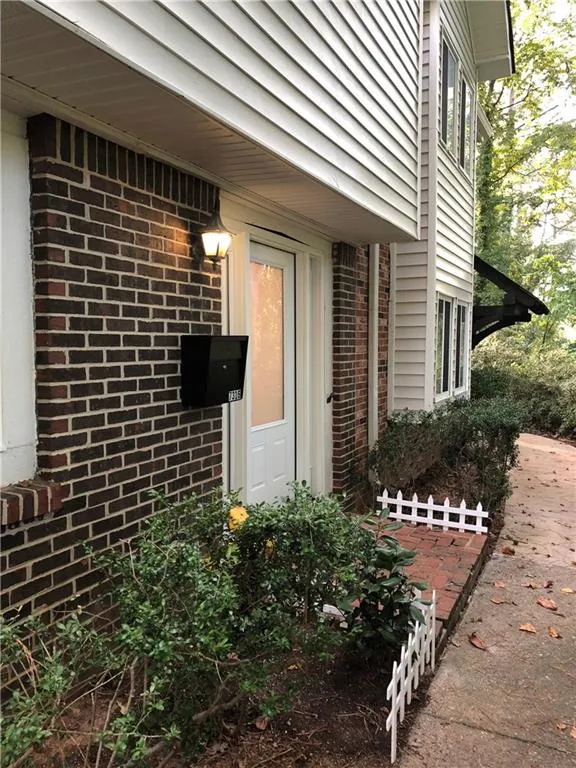 7316 Cardigan Circle, Sandy Springs, Georgia 30328, 3 Bedrooms Bedrooms, ,2 BathroomsBathrooms,Residential,Sold,7316 Cardigan Circle,6083545