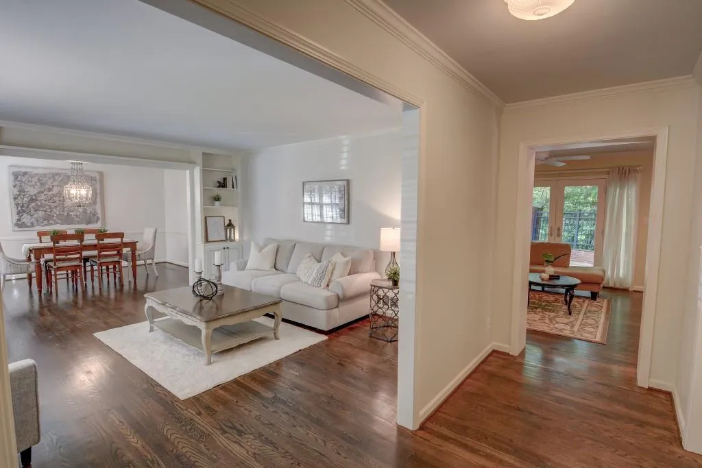 380 Forest Hills Drive, Sandy Springs, Georgia 30342, 4 Bedrooms Bedrooms, ,3 BathroomsBathrooms,Residential,Sold,380 Forest Hills Drive,6799911