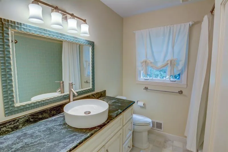 380 Forest Hills Drive, Sandy Springs, Georgia 30342, 4 Bedrooms Bedrooms, ,3 BathroomsBathrooms,Residential,Sold,380 Forest Hills Drive,6799911