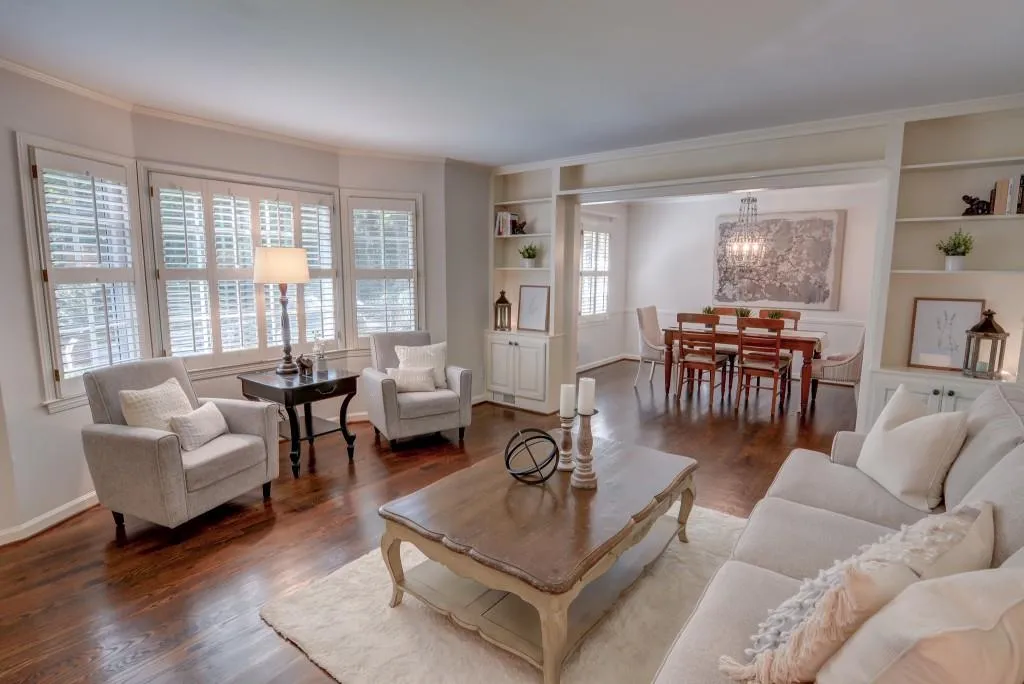 380 Forest Hills Drive, Sandy Springs, Georgia 30342, 4 Bedrooms Bedrooms, ,3 BathroomsBathrooms,Residential,Sold,380 Forest Hills Drive,6799911