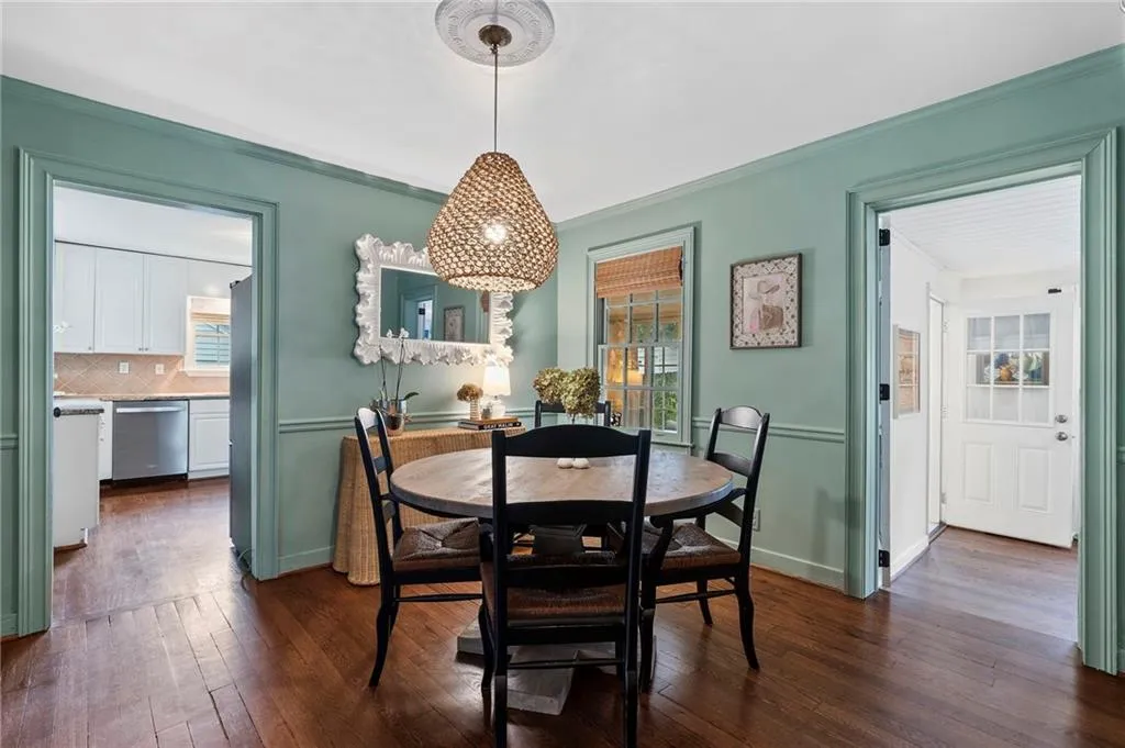 25 Karland Drive Nw, Atlanta, Georgia 30305, 3 Bedrooms Bedrooms, ,2 BathroomsBathrooms,Residential,For Sale,25 Karland Drive Nw,7653378