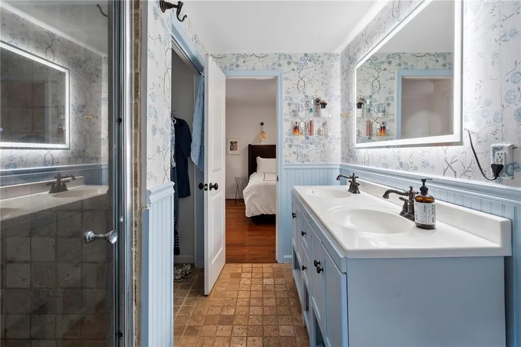 25 Karland Drive Nw, Atlanta, Georgia 30305, 3 Bedrooms Bedrooms, ,2 BathroomsBathrooms,Residential,For Sale,25 Karland Drive Nw,7653378