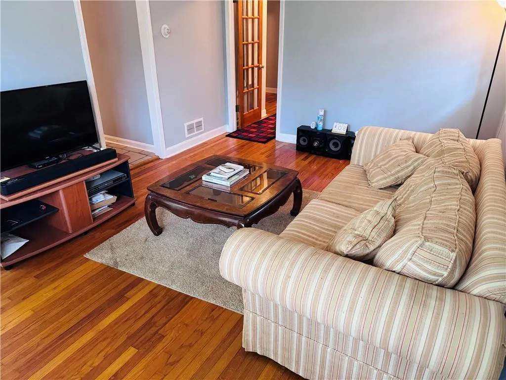 1255 North Avenue Nw, Atlanta, Georgia 30318, 3 Bedrooms Bedrooms, ,1 BathroomBathrooms,Residential,For Sale,1255 North Avenue Nw,7628110