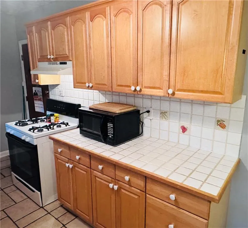 1255 North Avenue Nw, Atlanta, Georgia 30318, 3 Bedrooms Bedrooms, ,1 BathroomBathrooms,Residential,For Sale,1255 North Avenue Nw,7628110