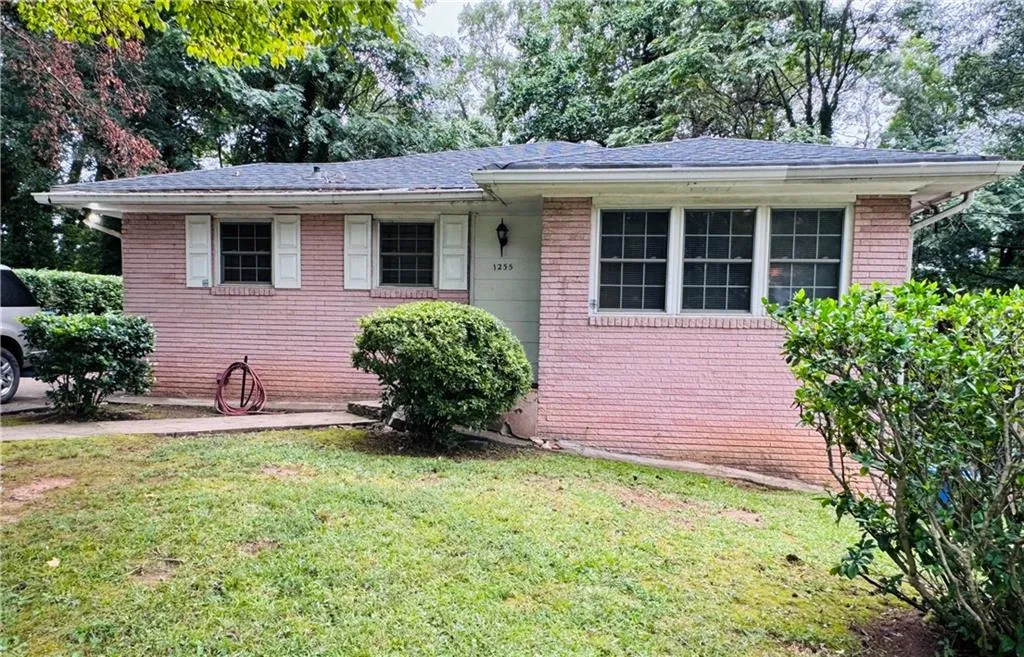 1255 North Avenue Nw, Atlanta, Georgia 30318, 3 Bedrooms Bedrooms, ,1 BathroomBathrooms,Residential,For Sale,1255 North Avenue Nw,7628110