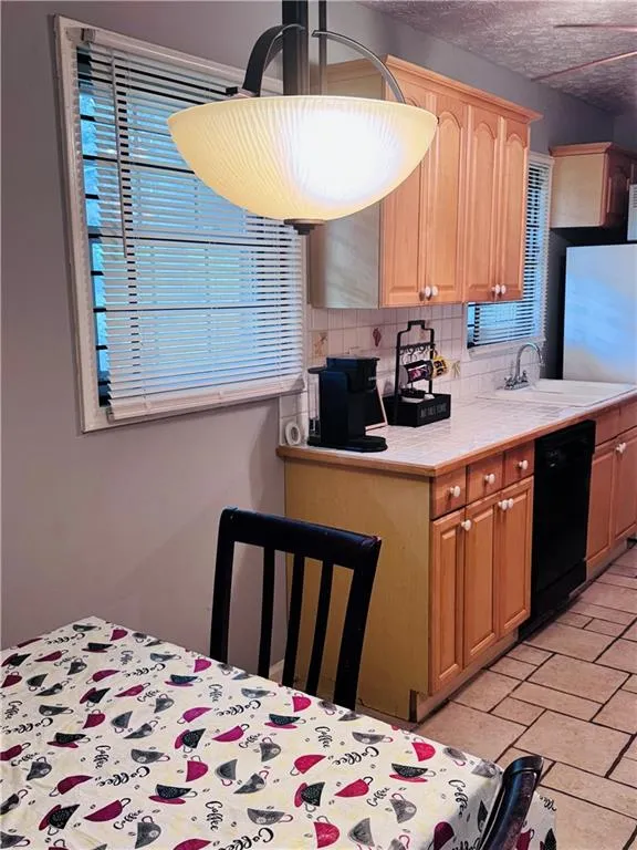 1255 North Avenue Nw, Atlanta, Georgia 30318, 3 Bedrooms Bedrooms, ,1 BathroomBathrooms,Residential,For Sale,1255 North Avenue Nw,7628110