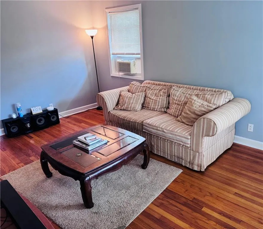 1255 North Avenue Nw, Atlanta, Georgia 30318, 3 Bedrooms Bedrooms, ,1 BathroomBathrooms,Residential,For Sale,1255 North Avenue Nw,7628110