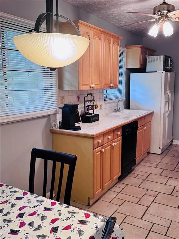 1255 North Avenue Nw, Atlanta, Georgia 30318, 3 Bedrooms Bedrooms, ,1 BathroomBathrooms,Residential,For Sale,1255 North Avenue Nw,7628110