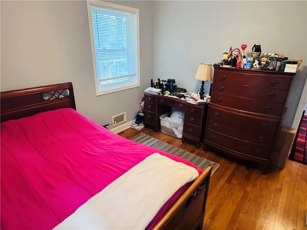 1255 North Avenue Nw, Atlanta, Georgia 30318, 3 Bedrooms Bedrooms, ,1 BathroomBathrooms,Residential,For Sale,1255 North Avenue Nw,7628110