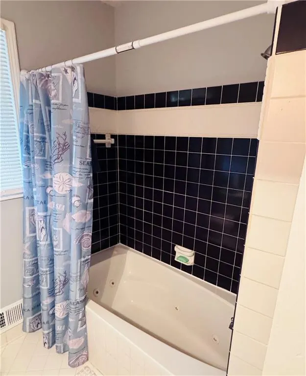 1255 North Avenue Nw, Atlanta, Georgia 30318, 3 Bedrooms Bedrooms, ,1 BathroomBathrooms,Residential,For Sale,1255 North Avenue Nw,7628110