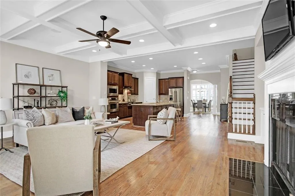 550 Sarabrook Place Ne, Sandy Springs, Georgia 30342, 3 Bedrooms Bedrooms, ,3 BathroomsBathrooms,Residential,Sold,550 Sarabrook Place Ne,7107488