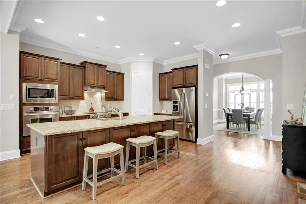 550 Sarabrook Place Ne, Sandy Springs, Georgia 30342, 3 Bedrooms Bedrooms, ,3 BathroomsBathrooms,Residential,Sold,550 Sarabrook Place Ne,7107488