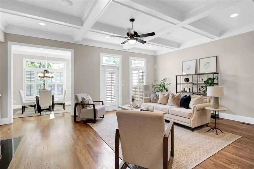 550 Sarabrook Place Ne, Sandy Springs, Georgia 30342, 3 Bedrooms Bedrooms, ,3 BathroomsBathrooms,Residential,Sold,550 Sarabrook Place Ne,7107488