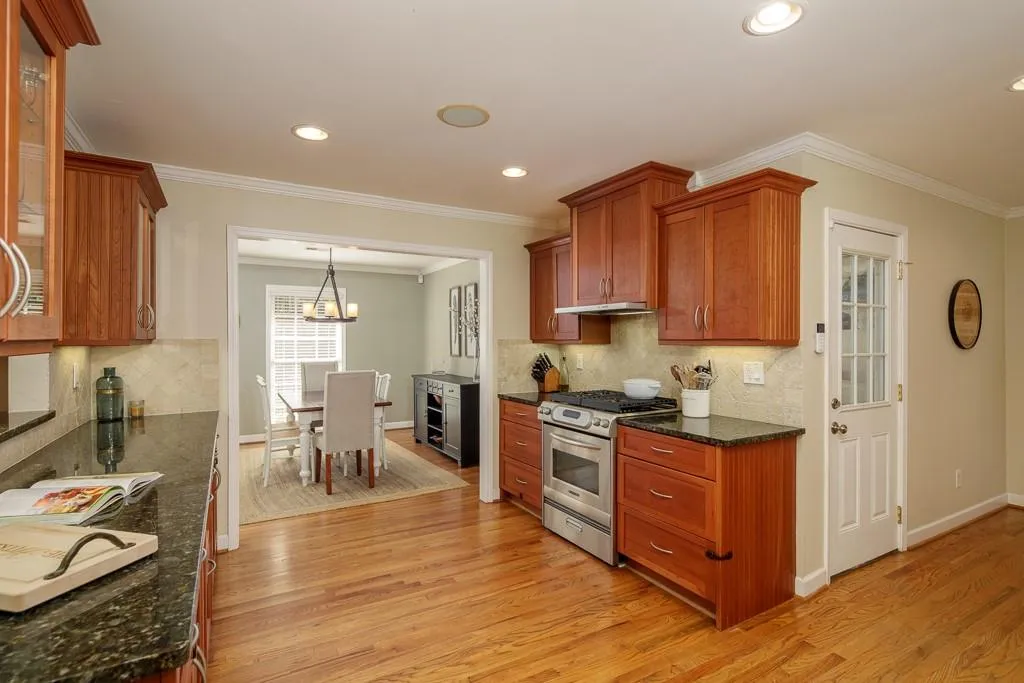 240 Berwick Drive, Sandy Springs, Georgia 30328, 3 Bedrooms Bedrooms, ,2 BathroomsBathrooms,Residential,Sold,240 Berwick Drive,6683640