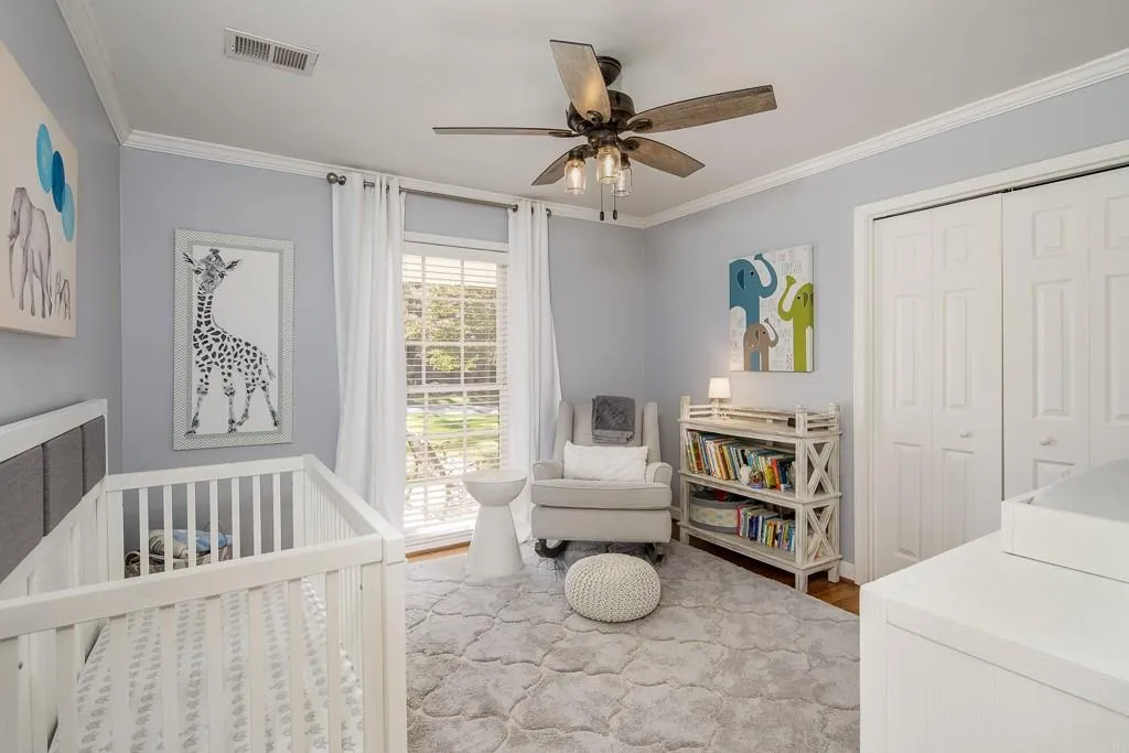 240 Berwick Drive, Sandy Springs, Georgia 30328, 3 Bedrooms Bedrooms, ,2 BathroomsBathrooms,Residential,Sold,240 Berwick Drive,6683640