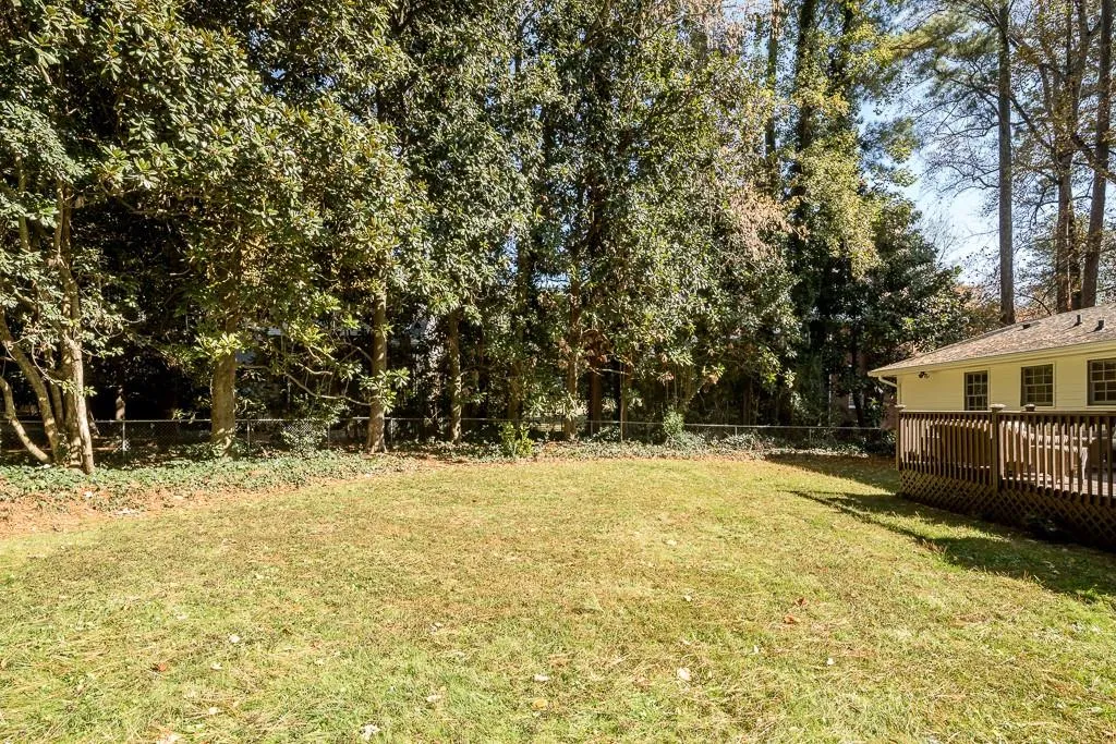 240 Berwick Drive, Sandy Springs, Georgia 30328, 3 Bedrooms Bedrooms, ,2 BathroomsBathrooms,Residential,Sold,240 Berwick Drive,6683640
