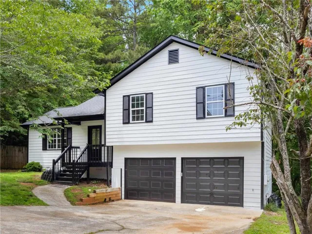 225 Hampton Drive, Dallas, Georgia 30132