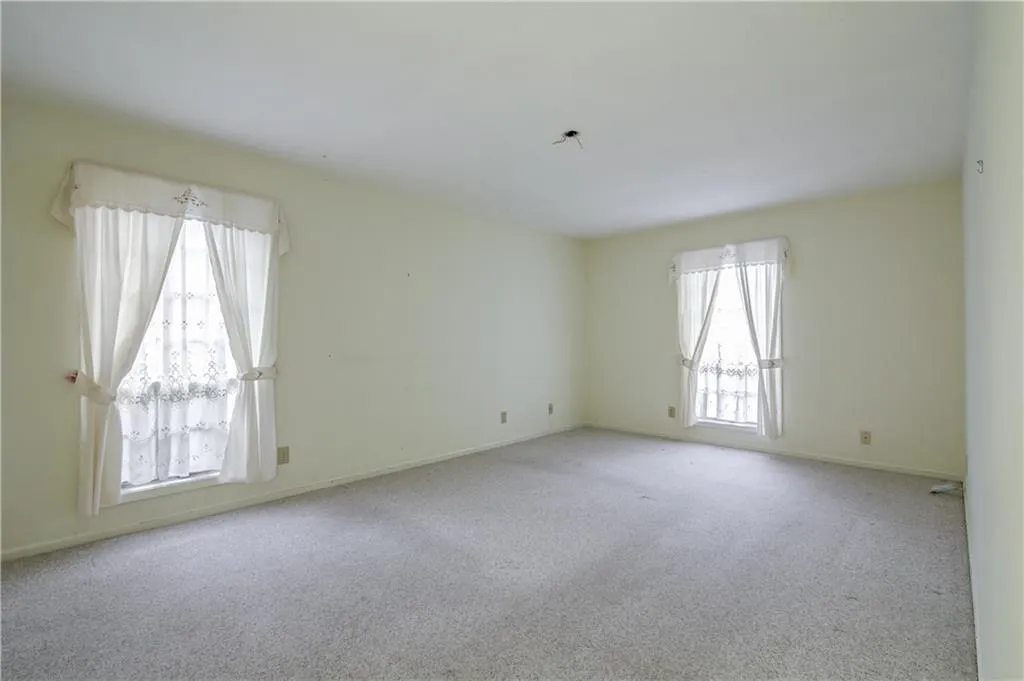 6851 Roswell Road Unit N16, Sandy Springs, Georgia 30328, 3 Bedrooms Bedrooms, ,2 BathroomsBathrooms,Residential,Sold,6851 Roswell Road Unit N16,5788968