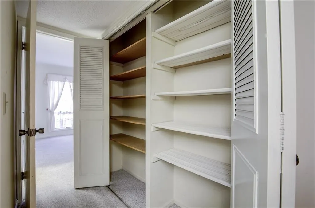 6851 Roswell Road Unit N16, Sandy Springs, Georgia 30328, 3 Bedrooms Bedrooms, ,2 BathroomsBathrooms,Residential,Sold,6851 Roswell Road Unit N16,5788968