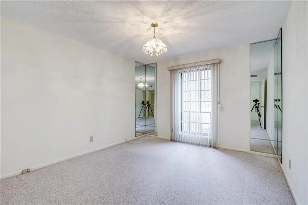 6851 Roswell Road Unit N16, Sandy Springs, Georgia 30328, 3 Bedrooms Bedrooms, ,2 BathroomsBathrooms,Residential,Sold,6851 Roswell Road Unit N16,5788968
