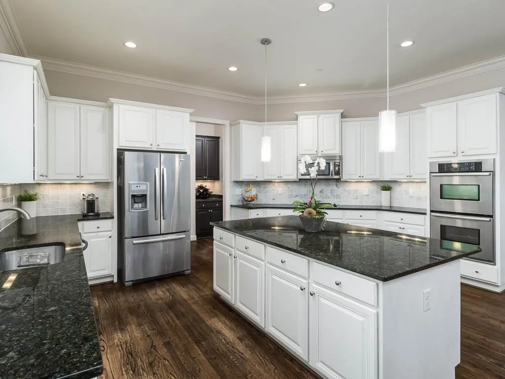 435 Glenmanor Court, Sandy Springs, Georgia 30328, 6 Bedrooms Bedrooms, ,5 BathroomsBathrooms,Residential,Sold,435 Glenmanor Court,5993511