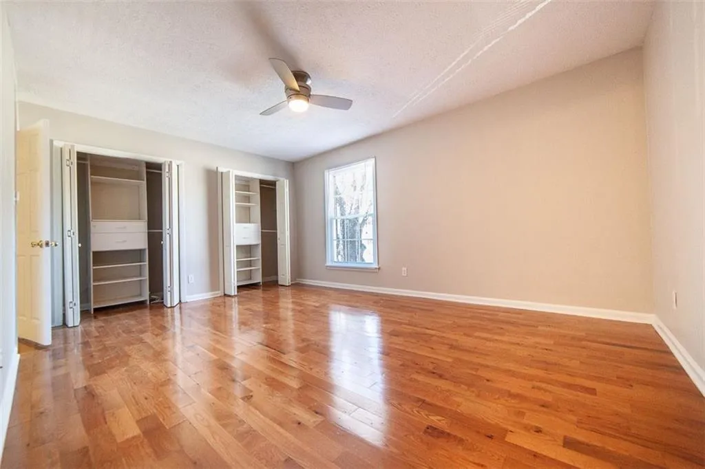 6700 Roswell Road Unit 27c, Atlanta, Georgia 30328, 2 Bedrooms Bedrooms, ,2 BathroomsBathrooms,Residential,Sold,6700 Roswell Road Unit 27c,6510089