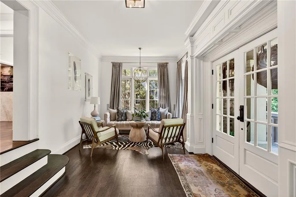 4917 Rebel Trail, Atlanta, Georgia 30327, 6 Bedrooms Bedrooms, ,6 BathroomsBathrooms,Residential,For Sale,4917 Rebel Trail,7758685