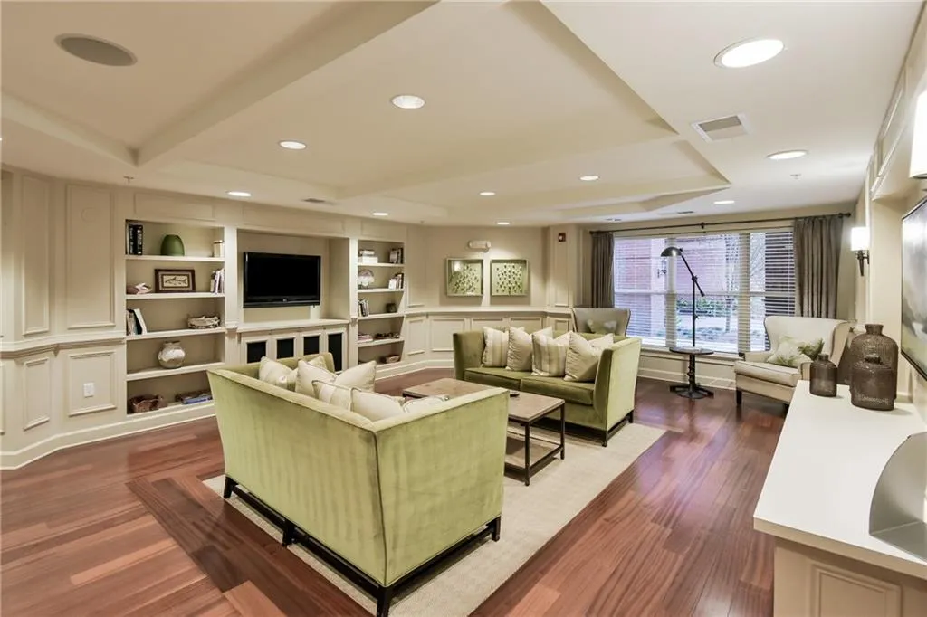 200 River Vista Drive Unit 336, Atlanta, Georgia 30339, 2 Bedrooms Bedrooms, ,2 BathroomsBathrooms,Residential,Sold,200 River Vista Drive Unit 336,6576761