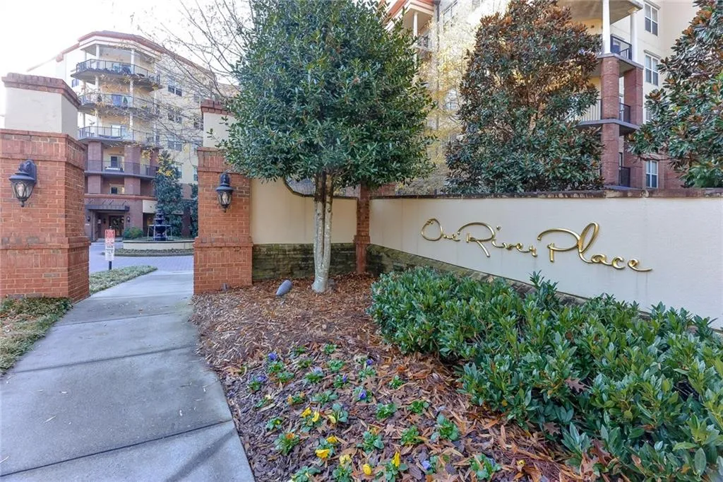 200 River Vista Drive Unit 336, Atlanta, Georgia 30339, 2 Bedrooms Bedrooms, ,2 BathroomsBathrooms,Residential,Sold,200 River Vista Drive Unit 336,6576761