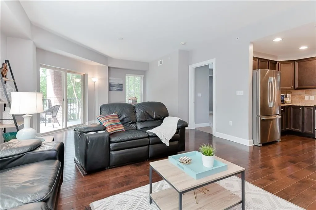 200 River Vista Drive Unit 336, Atlanta, Georgia 30339, 2 Bedrooms Bedrooms, ,2 BathroomsBathrooms,Residential,Sold,200 River Vista Drive Unit 336,6576761