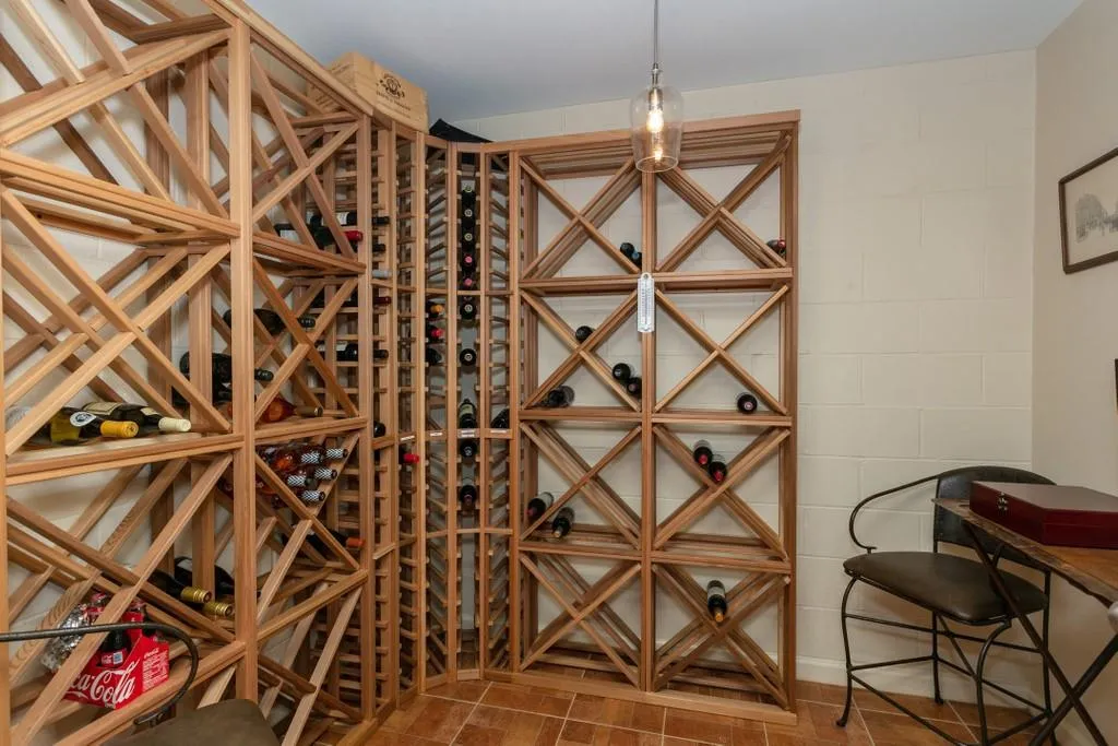 1025 Riverside Trace, Sandy Springs, Georgia 30328, 4 Bedrooms Bedrooms, ,3 BathroomsBathrooms,Residential,Sold,1025 Riverside Trace,6760457