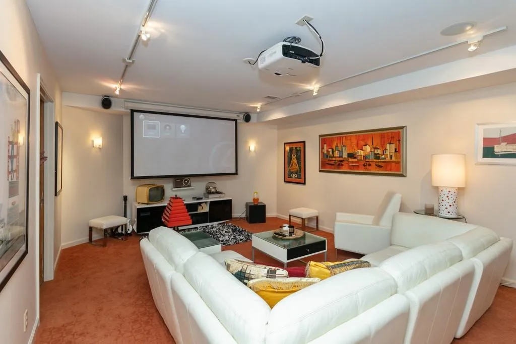 1025 Riverside Trace, Sandy Springs, Georgia 30328, 4 Bedrooms Bedrooms, ,3 BathroomsBathrooms,Residential,Sold,1025 Riverside Trace,6760457