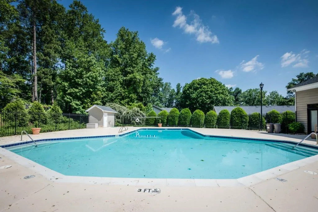 205 Brighton Point, Sandy Springs, Georgia 30328, 2 Bedrooms Bedrooms, ,2 BathroomsBathrooms,Residential,Sold,205 Brighton Point,5850882