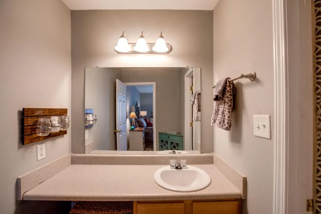 205 Brighton Point, Sandy Springs, Georgia 30328, 2 Bedrooms Bedrooms, ,2 BathroomsBathrooms,Residential,Sold,205 Brighton Point,5850882