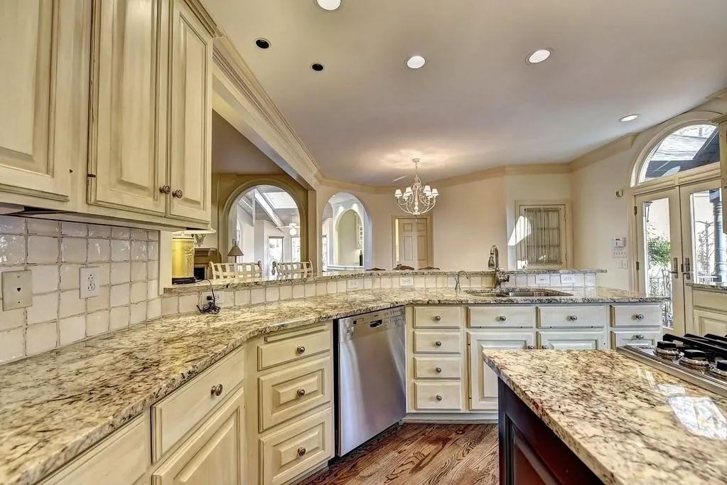 6450 River Chase Circle, Sandy Springs, Georgia 30328, 7 Bedrooms Bedrooms, ,6 BathroomsBathrooms,Residential,Sold,6450 River Chase Circle,6502997