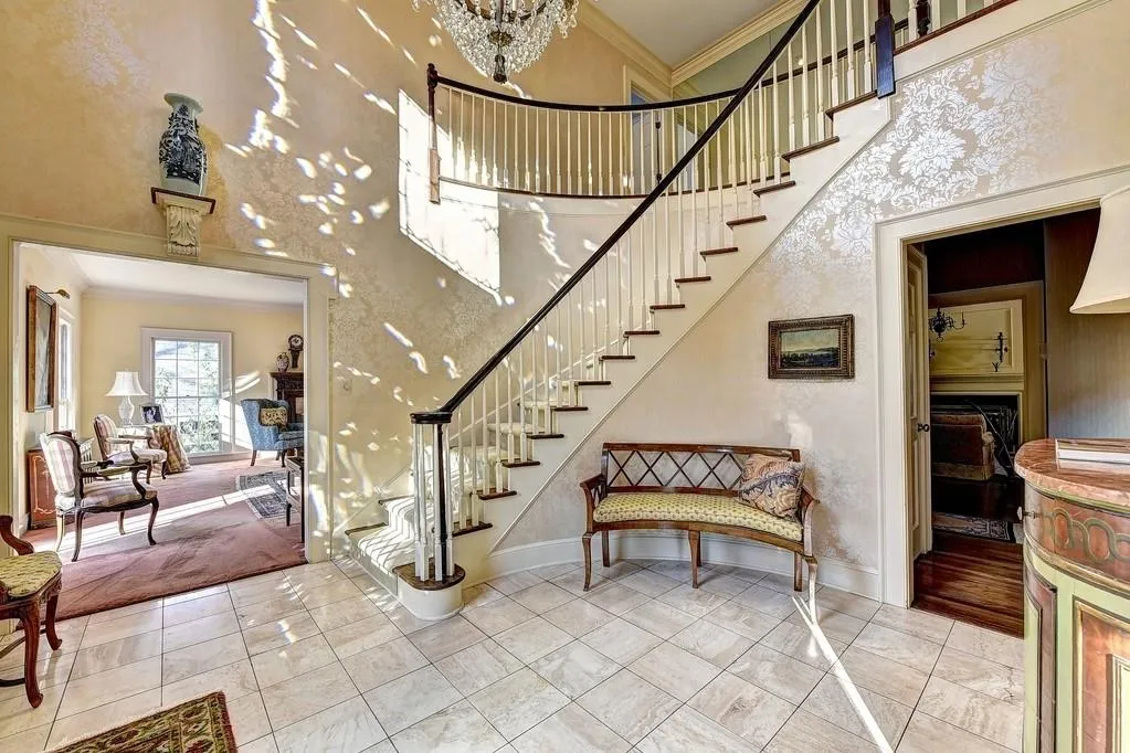 6450 River Chase Circle, Sandy Springs, Georgia 30328, 7 Bedrooms Bedrooms, ,6 BathroomsBathrooms,Residential,Sold,6450 River Chase Circle,6502997