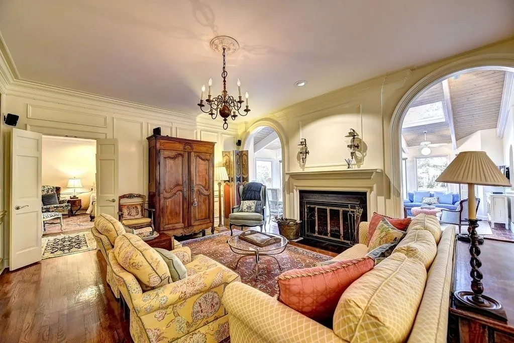 6450 River Chase Circle, Sandy Springs, Georgia 30328, 7 Bedrooms Bedrooms, ,6 BathroomsBathrooms,Residential,Sold,6450 River Chase Circle,6502997