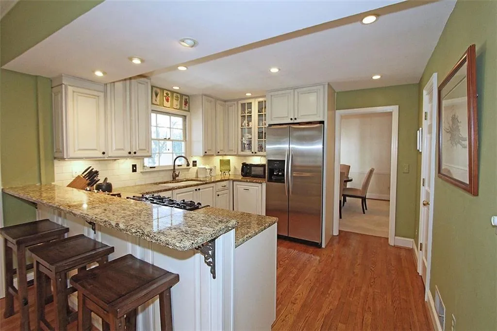 6785 Wright Road, Sandy Springs, Georgia 30328, 3 Bedrooms Bedrooms, ,3 BathroomsBathrooms,Residential,Sold,6785 Wright Road,5639257