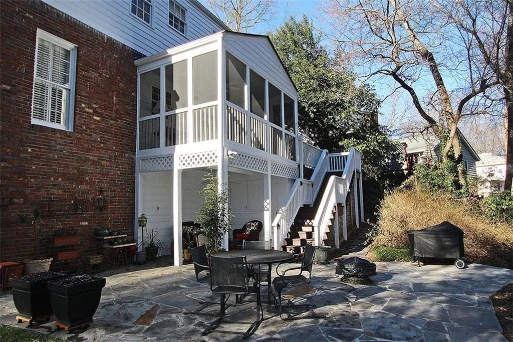 6785 Wright Road, Sandy Springs, Georgia 30328, 3 Bedrooms Bedrooms, ,3 BathroomsBathrooms,Residential,Sold,6785 Wright Road,5639257