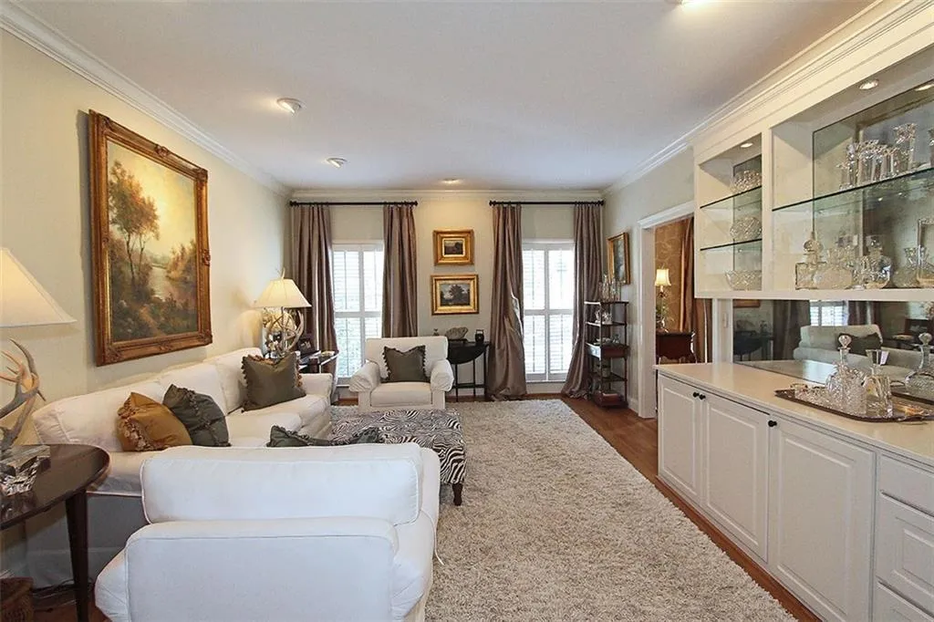 6785 Wright Road, Sandy Springs, Georgia 30328, 3 Bedrooms Bedrooms, ,3 BathroomsBathrooms,Residential,Sold,6785 Wright Road,5639257