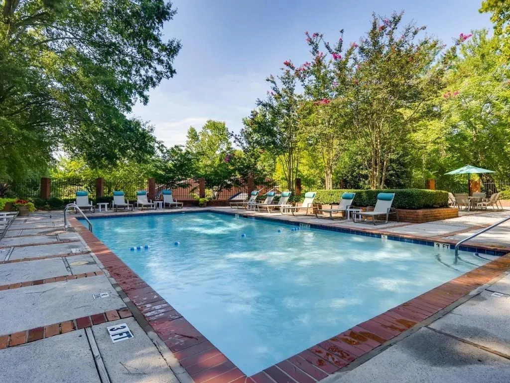 22 Willow Glen Ne Unit 22, Atlanta, Georgia 30342, 3 Bedrooms Bedrooms, ,2 BathroomsBathrooms,Residential,Sold,22 Willow Glen Ne Unit 22,6658623
