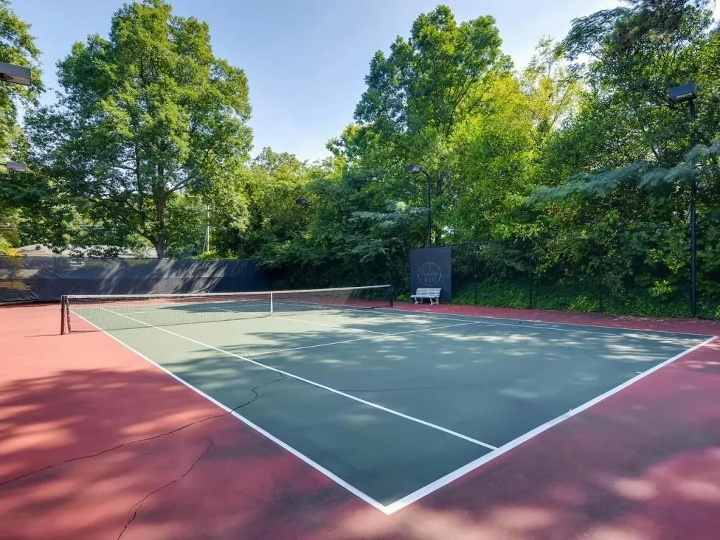 22 Willow Glen Ne Unit 22, Atlanta, Georgia 30342, 3 Bedrooms Bedrooms, ,2 BathroomsBathrooms,Residential,Sold,22 Willow Glen Ne Unit 22,6658623