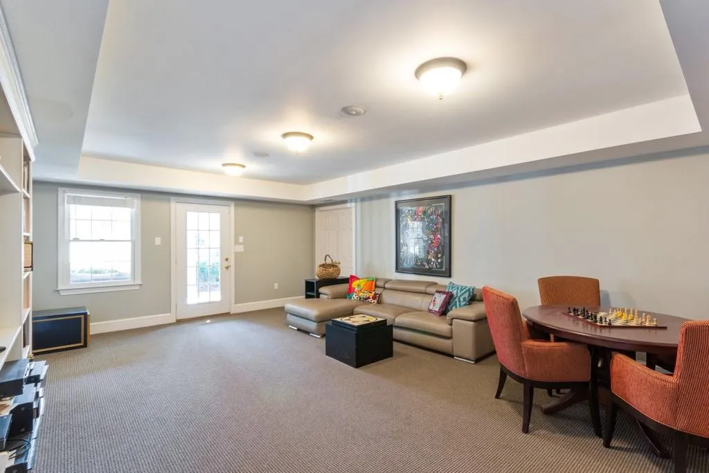 205 Woodchase Close, Sandy Springs, Georgia 30319, 4 Bedrooms Bedrooms, ,3 BathroomsBathrooms,Residential,Sold,205 Woodchase Close,6749457