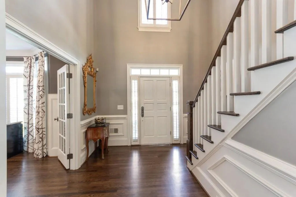 205 Woodchase Close, Sandy Springs, Georgia 30319, 4 Bedrooms Bedrooms, ,3 BathroomsBathrooms,Residential,Sold,205 Woodchase Close,6749457