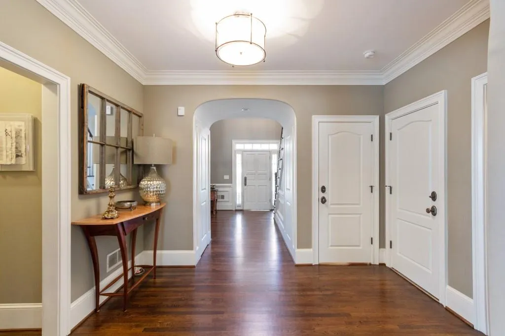 205 Woodchase Close, Sandy Springs, Georgia 30319, 4 Bedrooms Bedrooms, ,3 BathroomsBathrooms,Residential,Sold,205 Woodchase Close,6749457