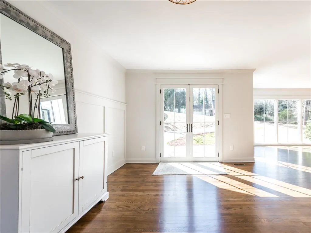 2587 Ridgewood Terrace Nw, Atlanta, Georgia 30318, 4 Bedrooms Bedrooms, ,3 BathroomsBathrooms,Residential,Sold,2587 Ridgewood Terrace Nw,6503262