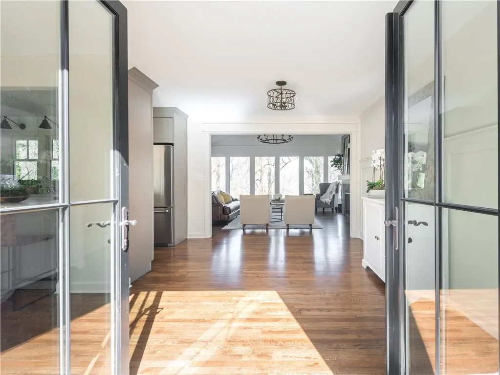 2587 Ridgewood Terrace Nw, Atlanta, Georgia 30318, 4 Bedrooms Bedrooms, ,3 BathroomsBathrooms,Residential,Sold,2587 Ridgewood Terrace Nw,6503262